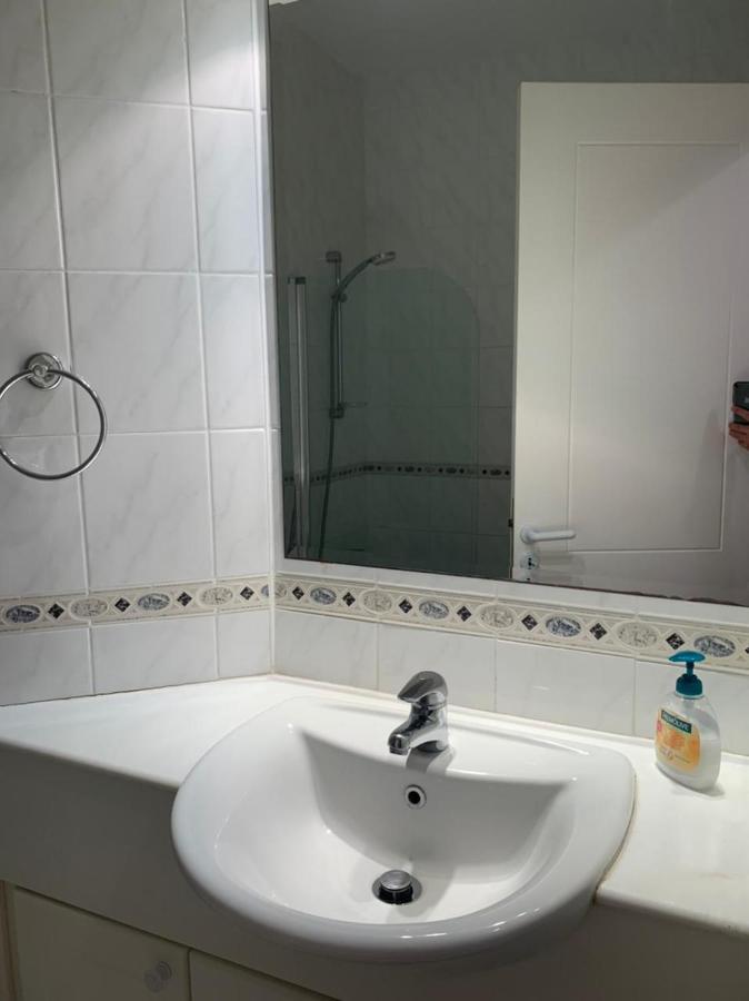 Comfortable 2 Bedroom Apartment In Popular Limnaria Gardens Paphos Eksteriør billede