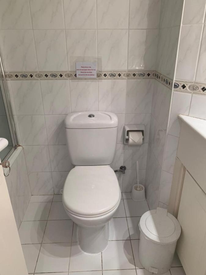 Comfortable 2 Bedroom Apartment In Popular Limnaria Gardens Paphos Eksteriør billede